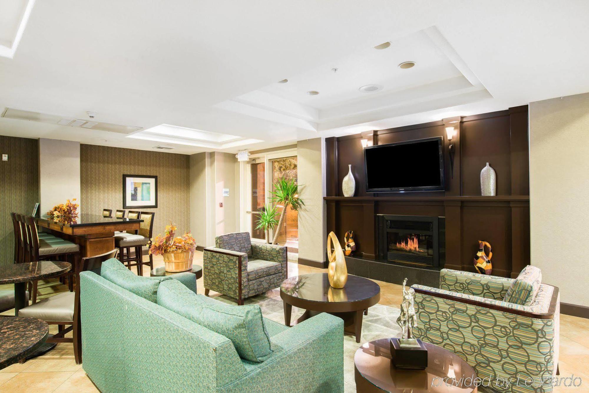Holiday Inn Express Hotel & Suites Vacaville By Ihg Exterior foto